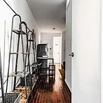 Trendy & Comfy 2 Bdr & 1 Bth In Midtown Manhattan